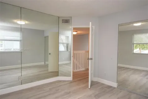 4801 Grapevine Way Davie FL 33331