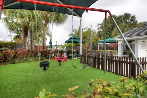 4801 Grapevine Way Davie FL 33331