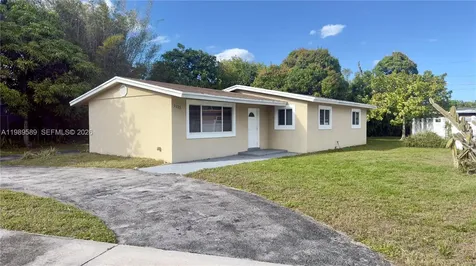 1125 NW 16th Court Fort Lauderdale FL 33311