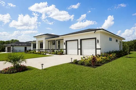 1715 Mcarthur Avenue Lehigh Acres FL 33972