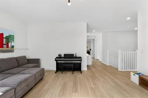 8267 SW 120th Terrace Miami FL 33156