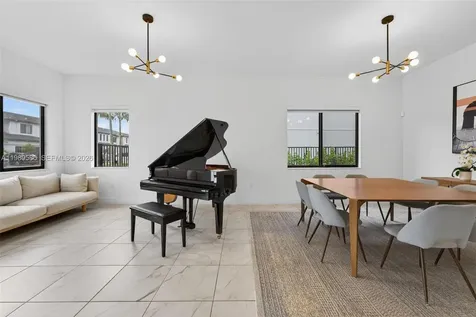 8267 SW 120th Terrace Miami FL 33156
