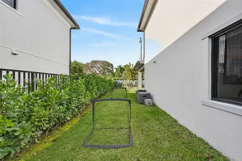 8267 SW 120th Terrace Miami FL 33156