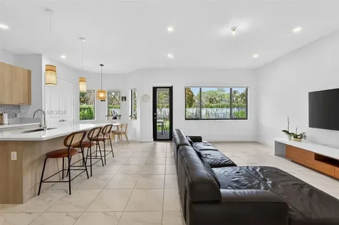 8267 SW 120th Terrace Miami FL 33156
