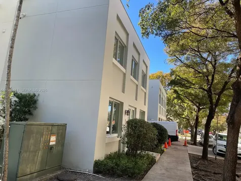 40 Calabria Avenue Coral Gables FL 33134