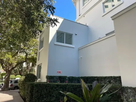 40 Calabria Avenue Coral Gables FL 33134