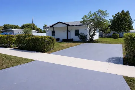 2450 NW 157th Street Road Miami Gardens FL 33054