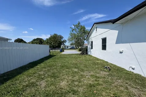2450 NW 157th Street Road Miami Gardens FL 33054