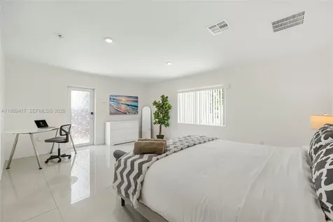 1924 SW 20th Street Miami FL 33145