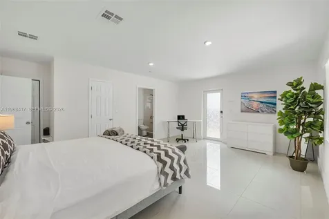 1924 SW 20th Street Miami FL 33145