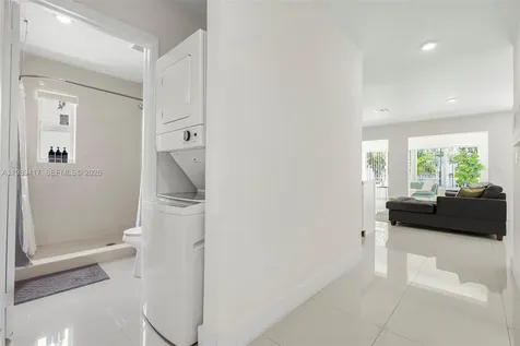 1924 SW 20th Street Miami FL 33145