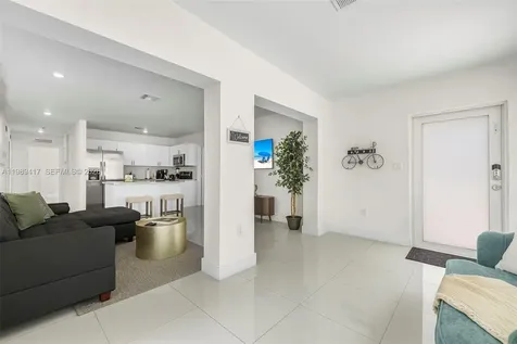1924 SW 20th Street Miami FL 33145