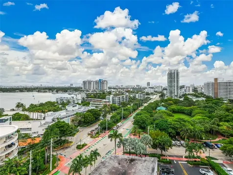 3 Island Avenue Miami Beach FL 33139