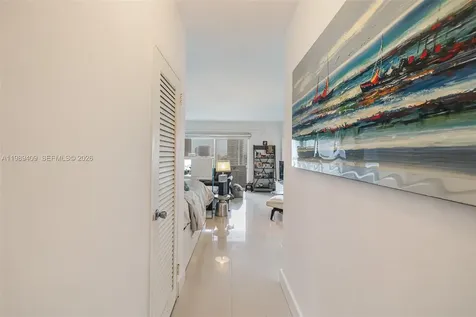 3 Island Avenue Miami Beach FL 33139