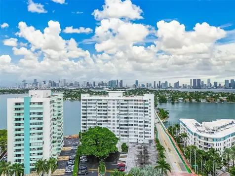 3 Island Avenue Miami Beach FL 33139