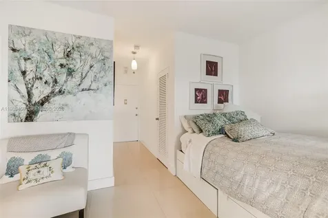 3 Island Avenue Miami Beach FL 33139