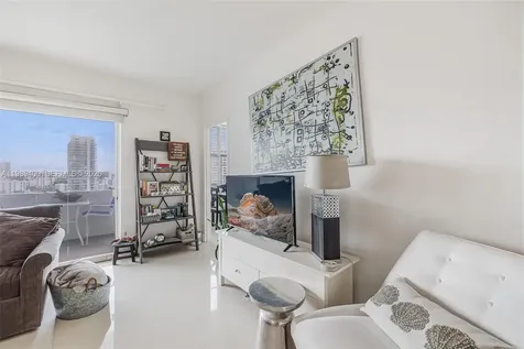 3 Island Avenue Miami Beach FL 33139