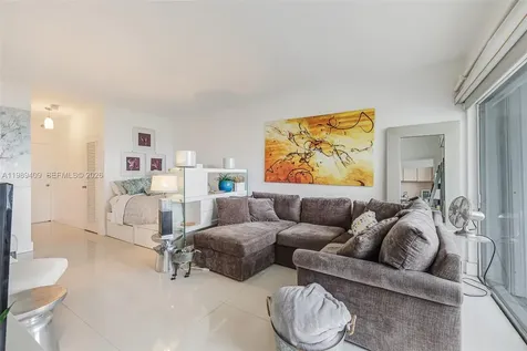 3 Island Avenue Miami Beach FL 33139