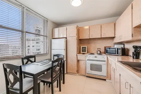3 Island Avenue Miami Beach FL 33139