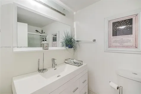 3 Island Avenue Miami Beach FL 33139