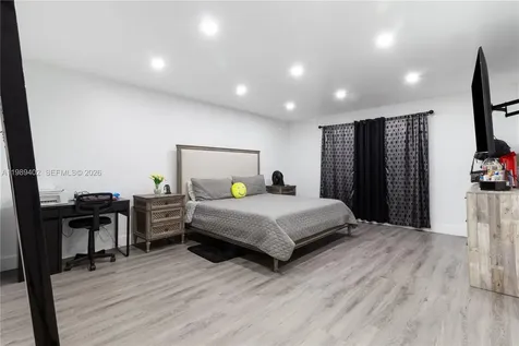 14052 SW 167th Terrace Miami FL 33177