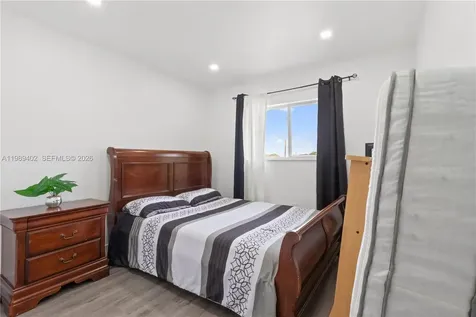14052 SW 167th Terrace Miami FL 33177