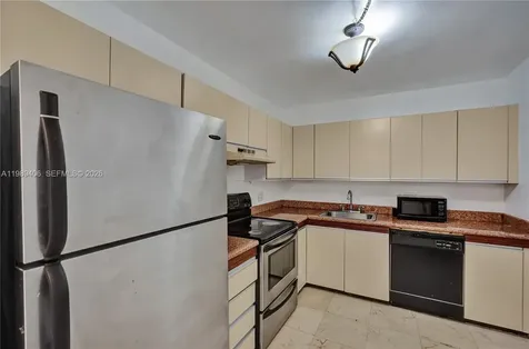 2500 Parkview Drive Hallandale Beach FL 33009