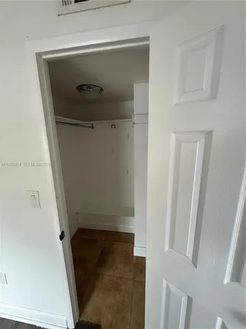5199 NW 7th Street Miami FL 33126