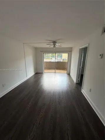 5199 NW 7th Street Miami FL 33126