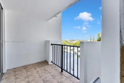 2750 NE 183rd Street Aventura FL 33160