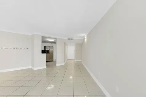 2750 NE 183rd Street Aventura FL 33160