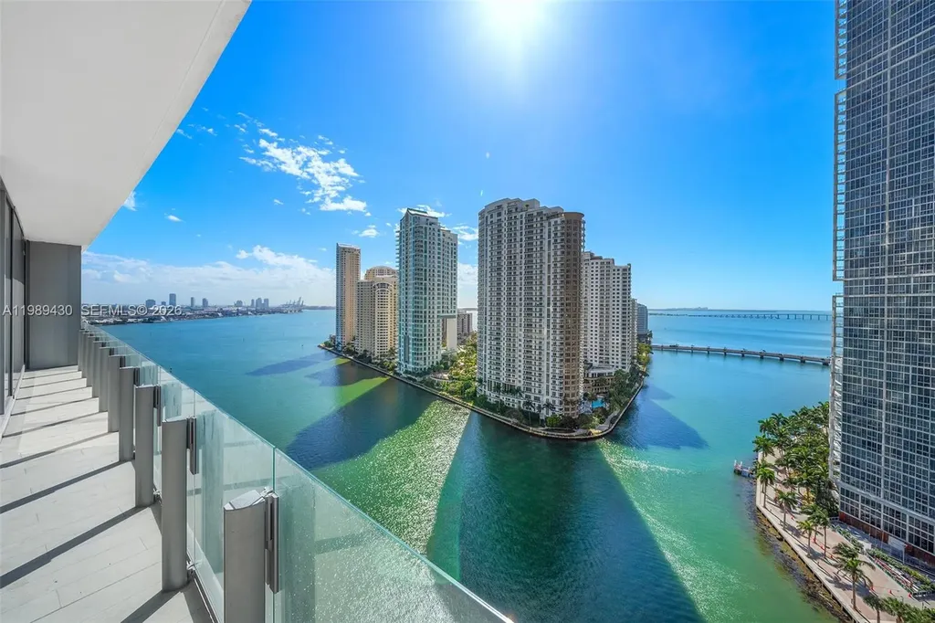 300 Biscayne Boulevard Way Miami FL 33131