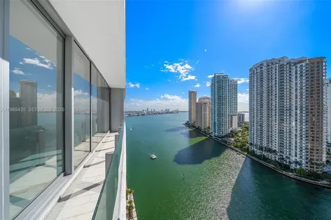 300 Biscayne Boulevard Way Miami FL 33131