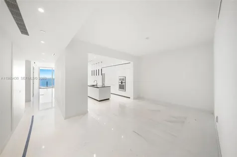 300 Biscayne Boulevard Way Miami FL 33131