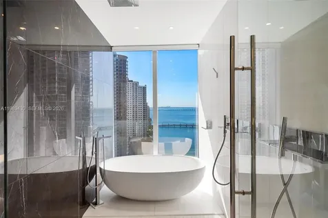 300 Biscayne Boulevard Way Miami FL 33131