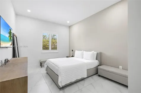12021 SW 82nd Place Miami FL 33156