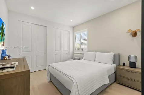 12021 SW 82nd Place Miami FL 33156