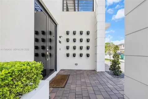 12021 SW 82nd Place Miami FL 33156
