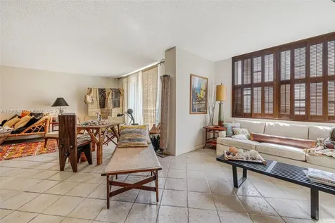6039 Collins Avenue Miami Beach FL 33140