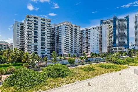 6039 Collins Avenue Miami Beach FL 33140