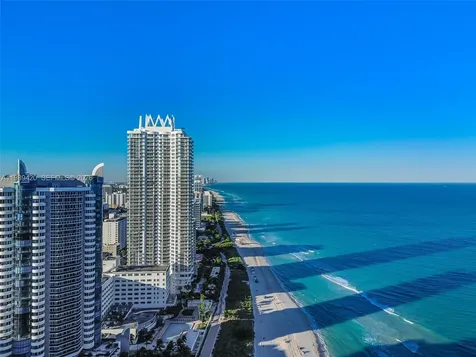 6039 Collins Avenue Miami Beach FL 33140