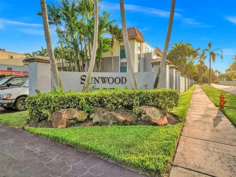 4600 SW 67th Avenue Miami FL 33155