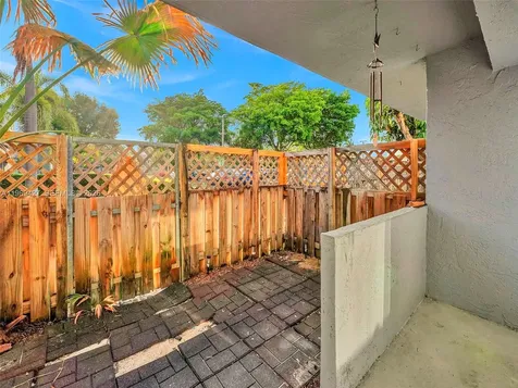 4600 SW 67th Avenue Miami FL 33155