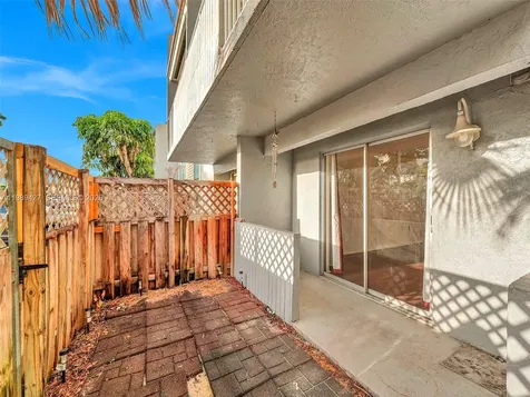 4600 SW 67th Avenue Miami FL 33155
