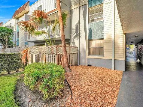 4600 SW 67th Avenue Miami FL 33155