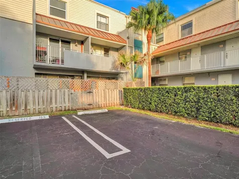 4600 SW 67th Avenue Miami FL 33155