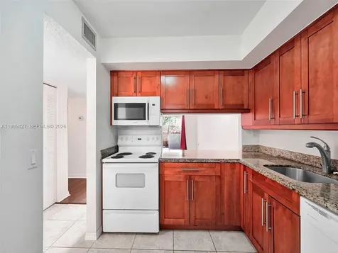 4600 SW 67th Avenue Miami FL 33155
