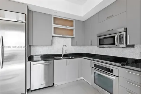 60 SW 13th Street Miami FL 33130