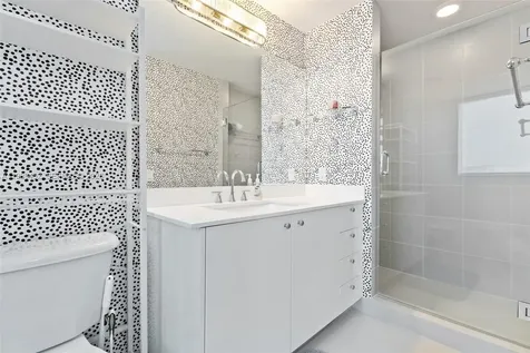 60 SW 13th Street Miami FL 33130
