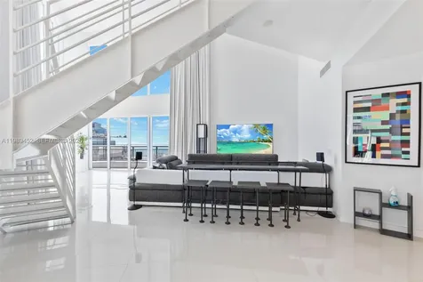 60 SW 13th Street Miami FL 33130